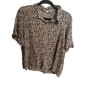Women’s blouse large jolt animal print